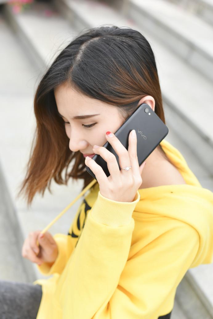 三星华为vivo选哪种手机好,三星华为和苹果手机哪个好