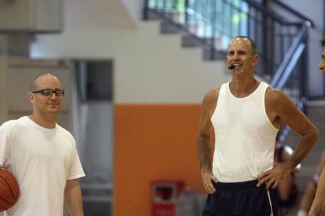 戈尔任男篮主教练,男篮助教戈尔