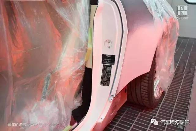 阿斯顿马丁suv改色膜案例,阿斯顿马丁贴膜改色品牌排行榜