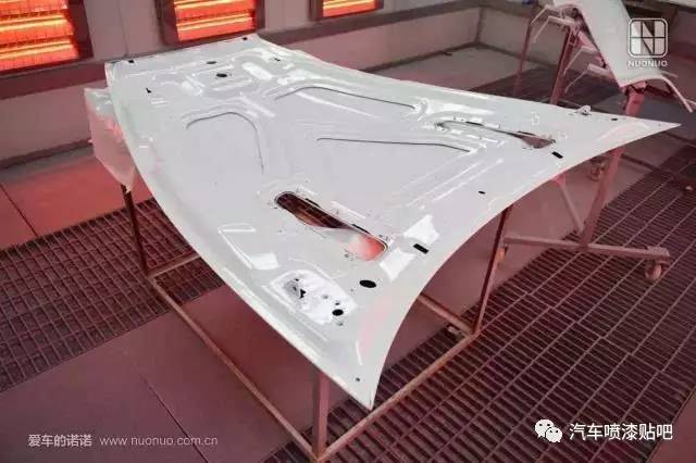 阿斯顿马丁suv改色膜案例,阿斯顿马丁贴膜改色品牌排行榜