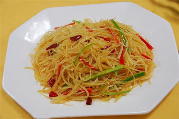 你好!那个叫“洋芋”的马铃著同志!