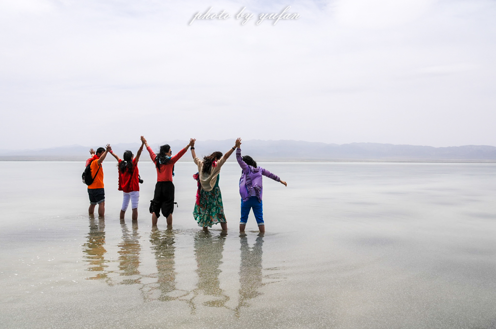 茶卡盐湖真实的样子让你意想不到,茶卡是你想象不到的美