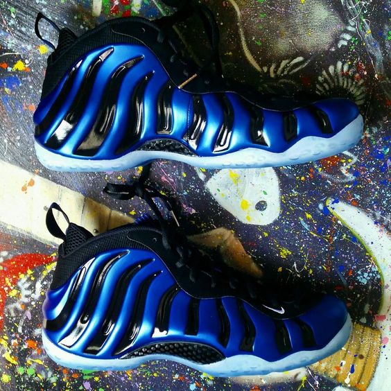 类似喷泡的球鞋,球鞋喷泡