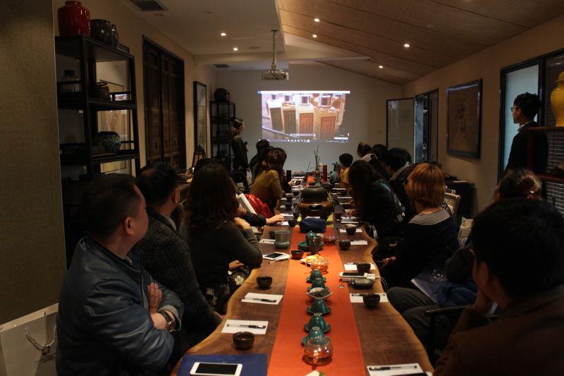 “环”遍岛城，“邮”人齐聚