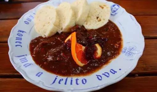 旅游捷克有什么可带的,捷克特色小吃有哪些