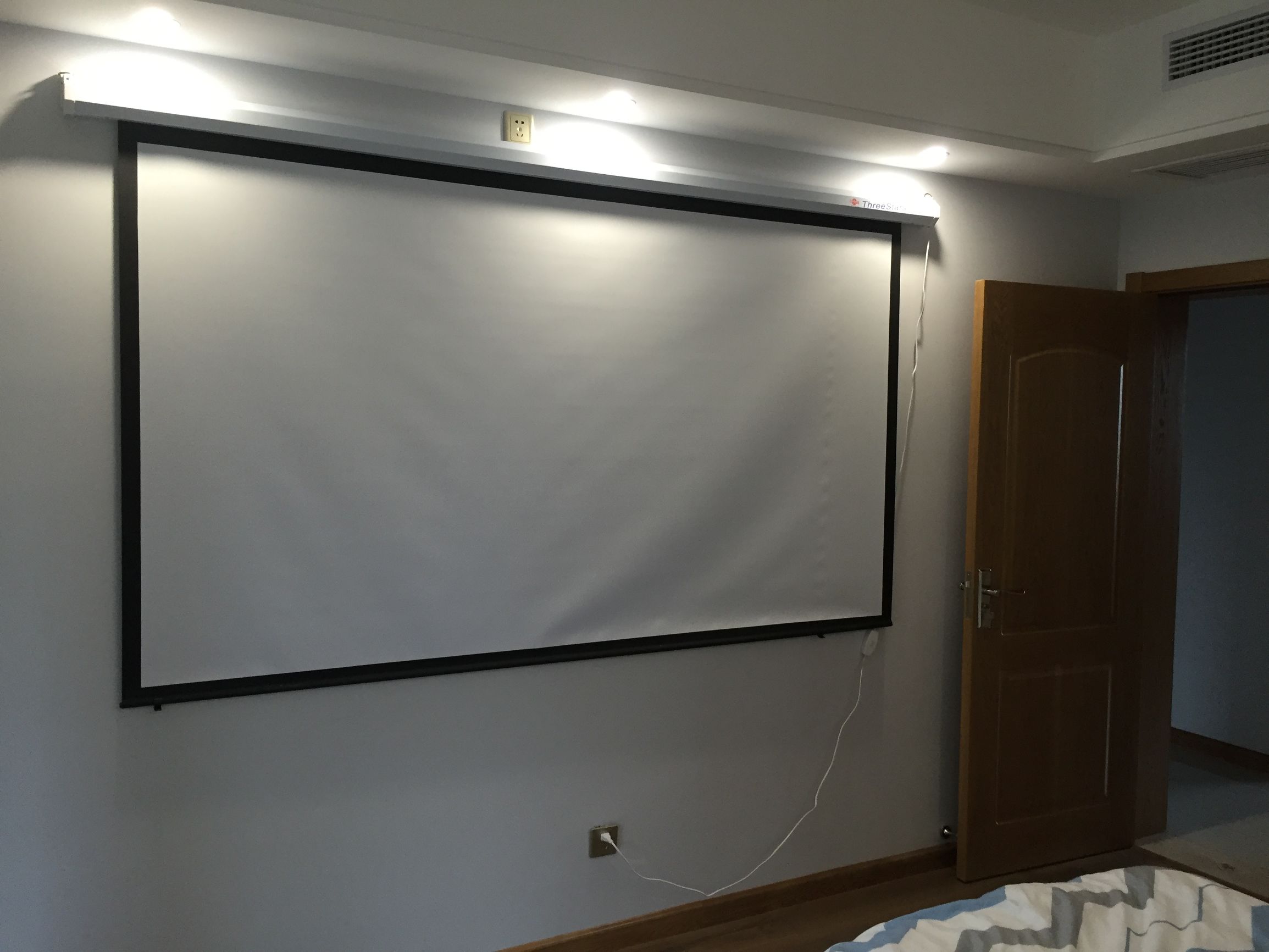 两口子装修房子欲哭无泪,房子给老婆装修弄得一塌糊涂