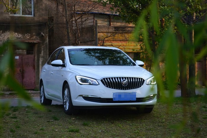 坚信自己的选择是正确的,坚信自己的选择