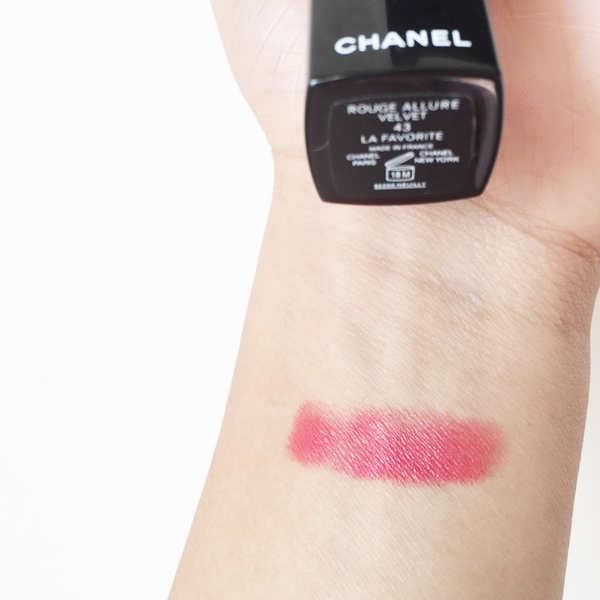 火爆天的西柚色，让他忍住不亲一口