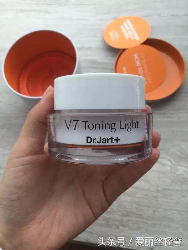 蒂佳婷v7素颜霜的正确用法,懒妹妹必备素颜霜