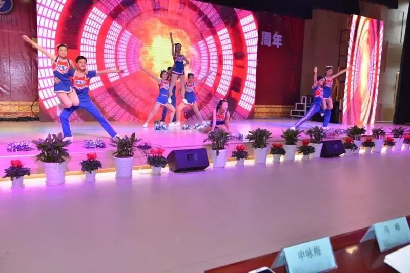 家门口的好学校特色课程,什么样的学校能算一个是好学校