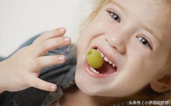 牙齿有牙垢牙黄怎么去除,牙齿黄有牙垢怎么去除小窍门