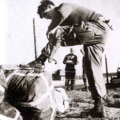 空降兵大型伞降,空降兵伞降和机降