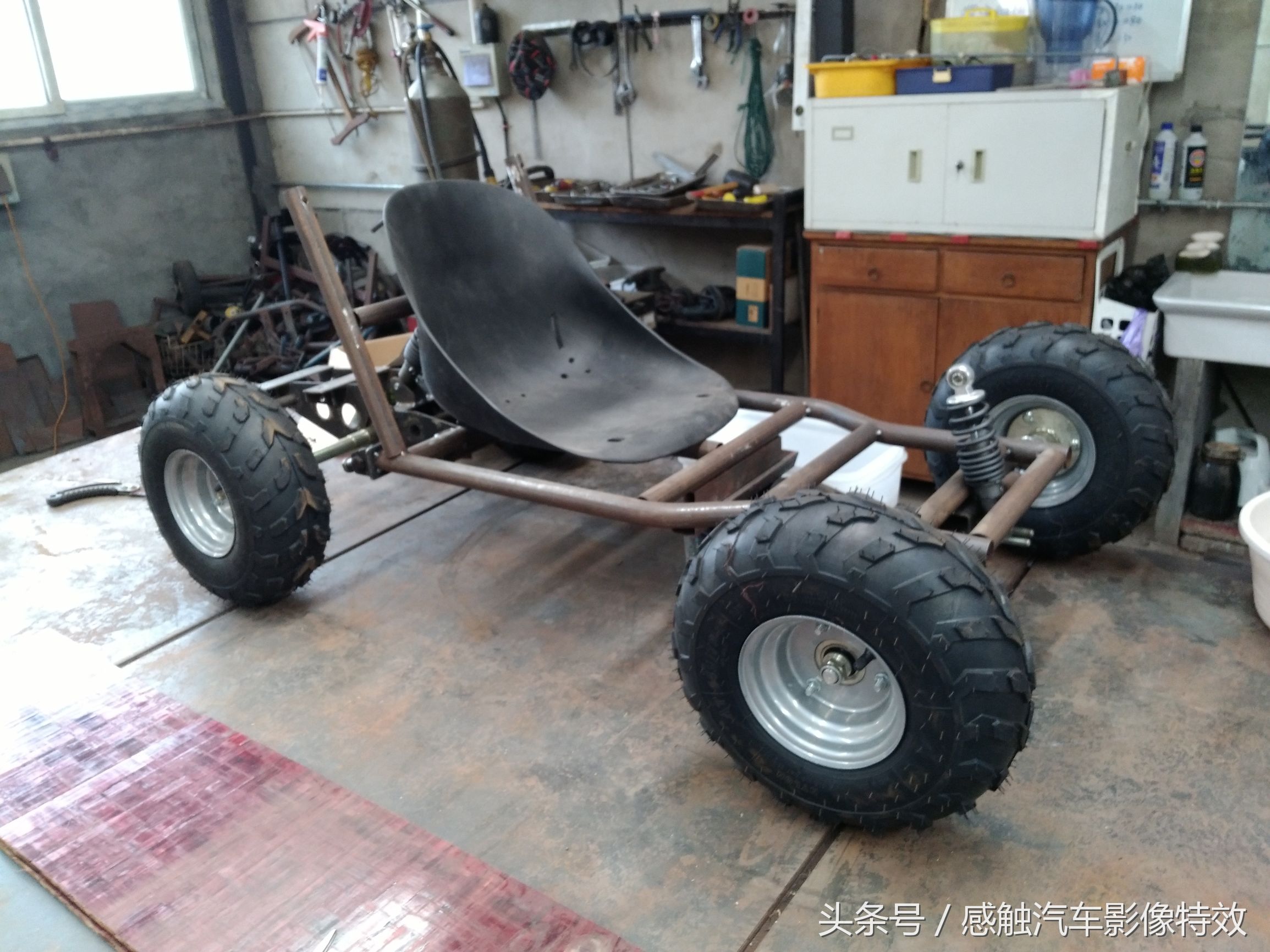 探秘中国匠人是如何制作完善一部高性能越野卡丁车