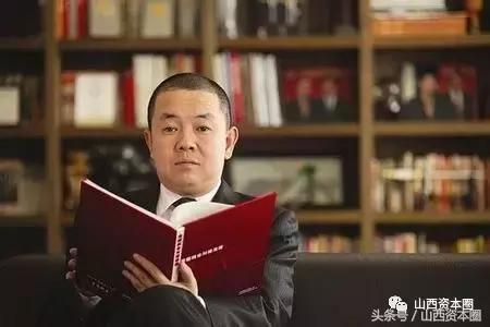 除了山西首富和跨境电商龙头，不要忘了还有正加速没落的百圆裤业