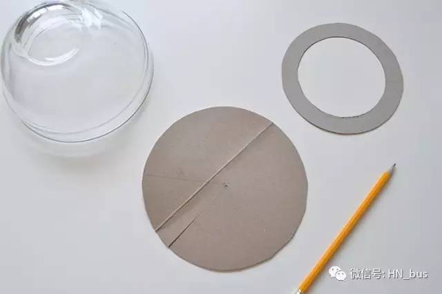 怎么雕一体的笔筒,旺仔牛奶铁罐如何做成笔筒