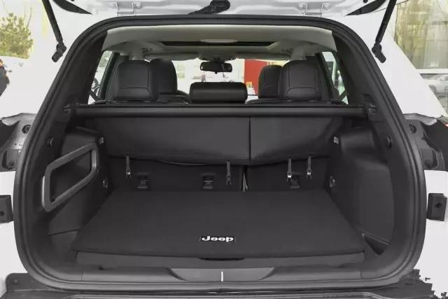 有JEEP这么好的招牌，为何广汽菲克表现似三流品牌这般狼狈？