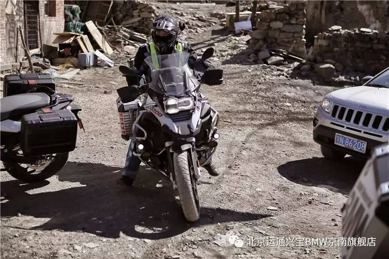 兴悦会BMW摩托车俱乐部挑战京西黄石港
