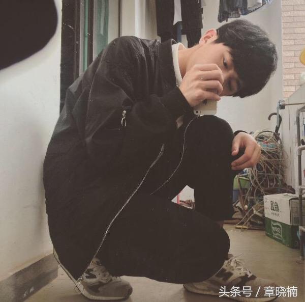 男大学生应该怎么样穿着搭配,男大学生怎么穿搭才好看