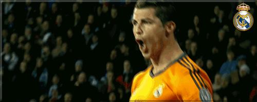 女子开酒瓶瓶盖,一女子开瓶盖