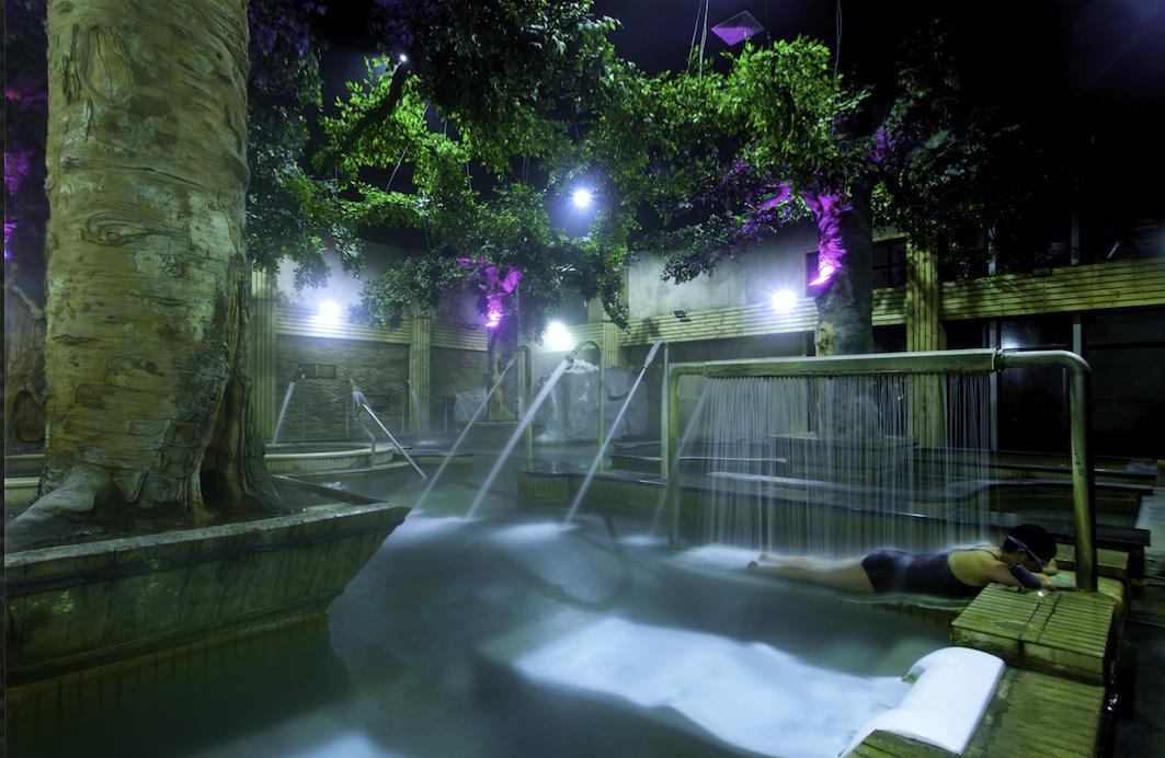 泡温泉，不同温度养生效果大不同