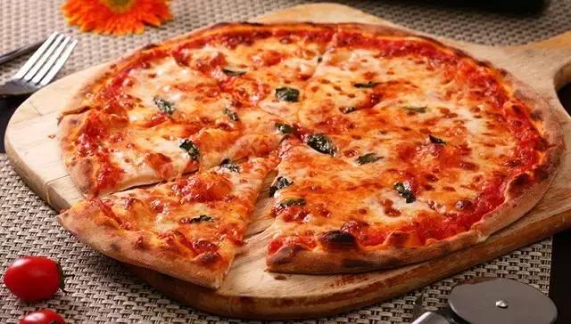 30选1,全广州最抵食的好吃披萨找到了!团长用生命亲测!