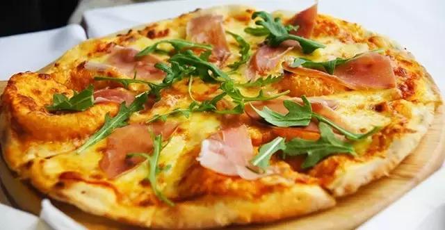 30选1,全广州最抵食的好吃披萨找到了!团长用生命亲测!