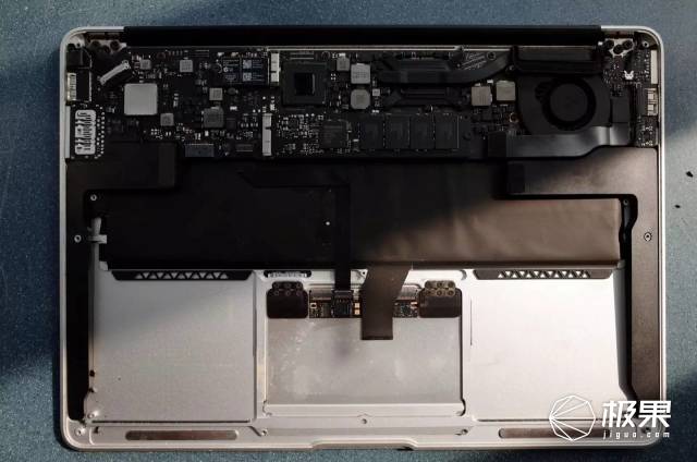 macbookpro2017款13寸更换电池,如何给老款macbook升级系统