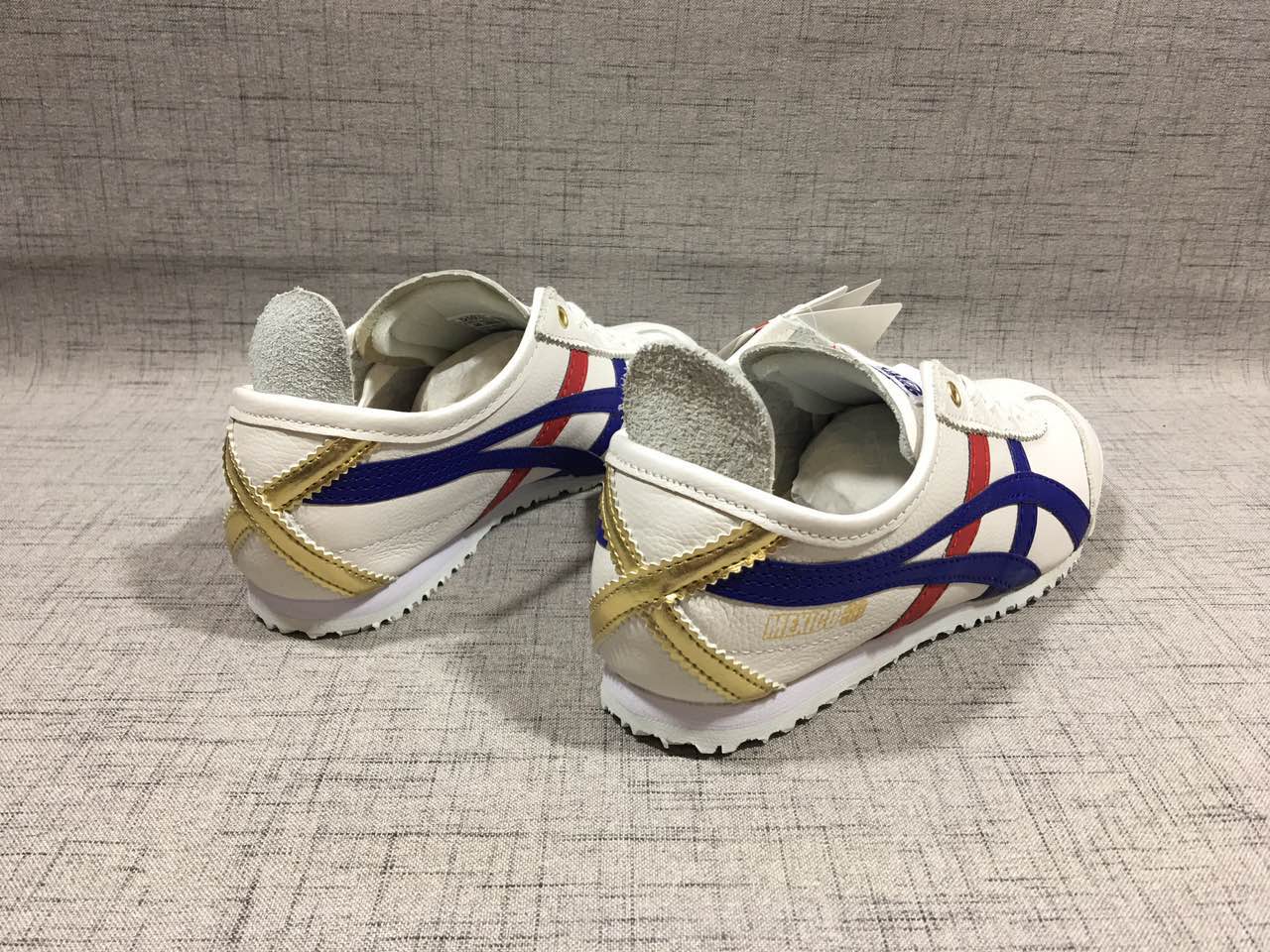 鬼冢虎运动款黑色红标,鬼冢虎耐克