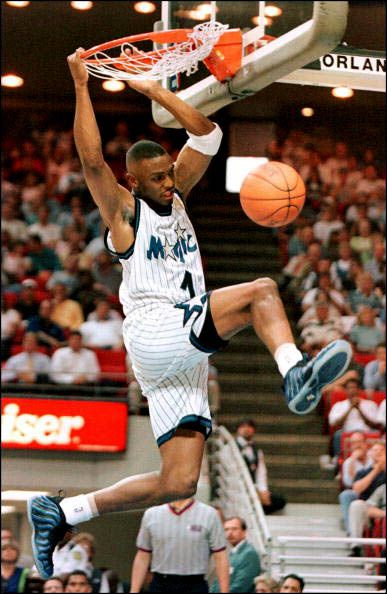 类似喷泡的球鞋,球鞋喷泡