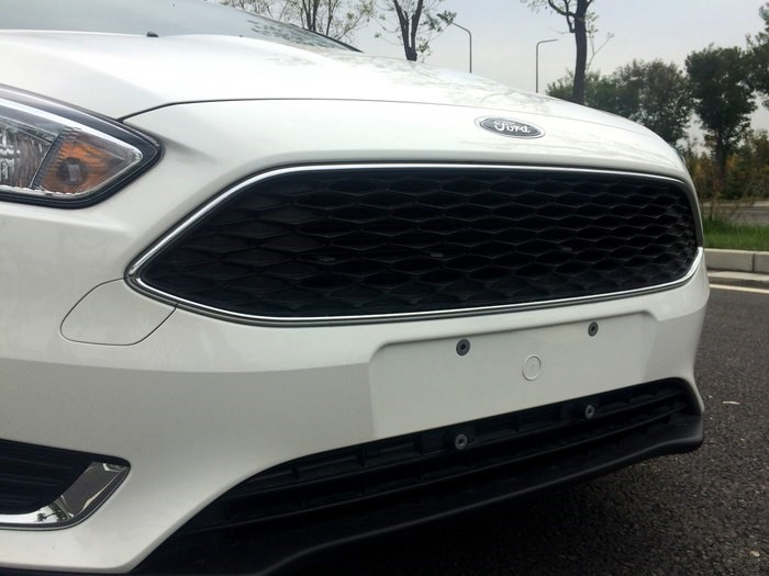 福特福克斯车主用车感受,2012福特福克斯1.6l风尚版