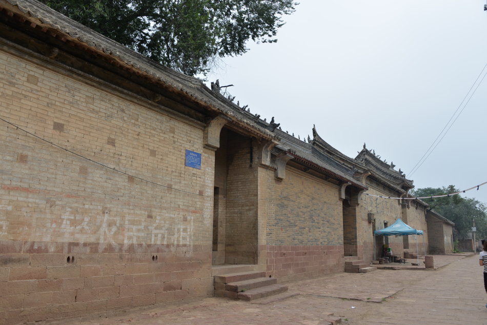 临沣寨中原第一红石古寨,河南古寨临沣寨的传说