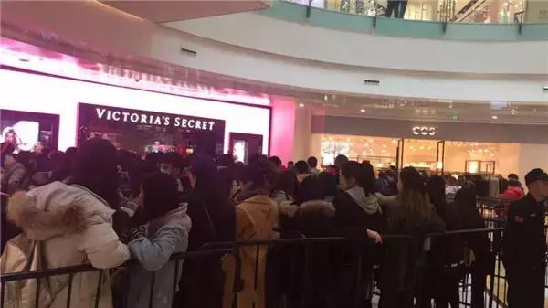 成都ifs中心都有什么品牌,成都ifs有多少家店铺