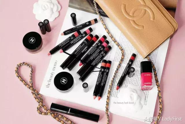 lifefashion鏈嶈,lifestyle鏃跺皻濂宠