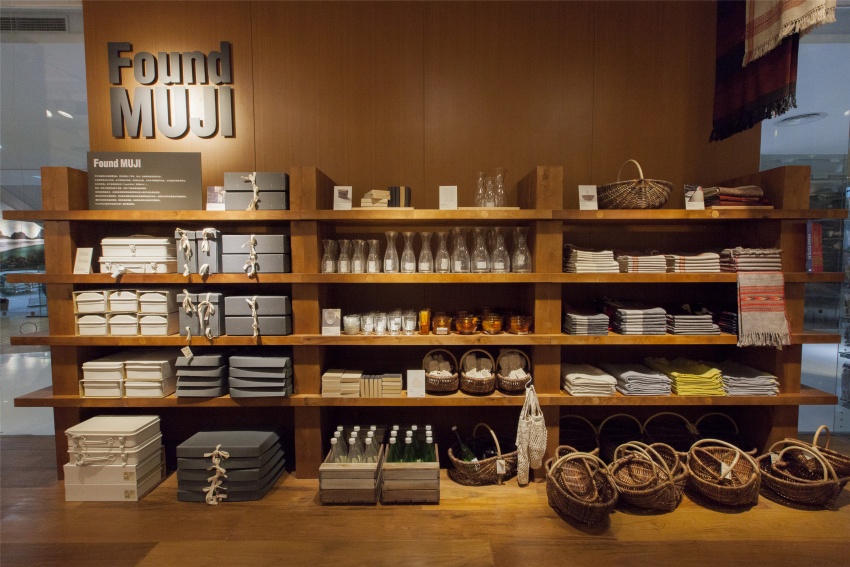 无印良品的彩妆哪些值得推荐的,无印良品的彩妆