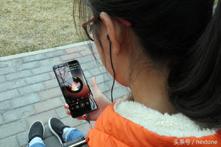 外表华丽与实用,htcuultra蓝宝石屏测试