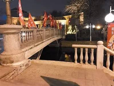 百脑汇卖手机被打,天津百脑汇苹果专卖店