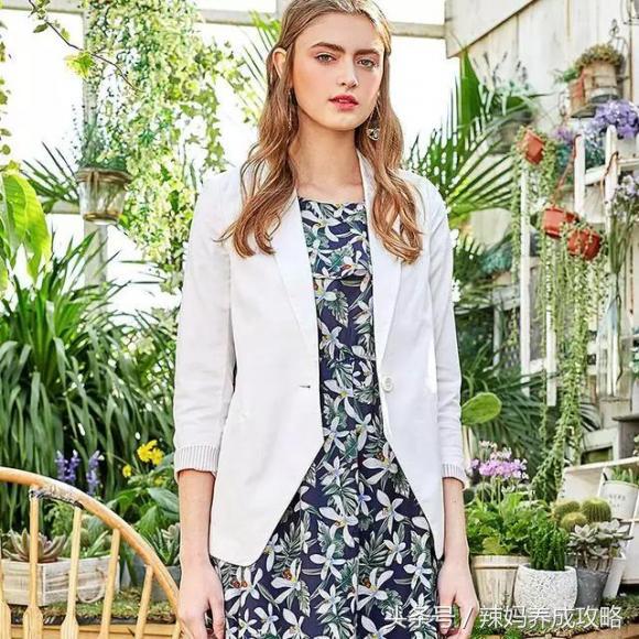 西装哈伦裤是宽松的吗,2023新款西装哈伦裤夏女