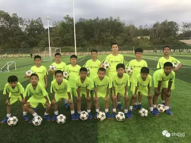 大学路足球队,大学路小学足球队集训