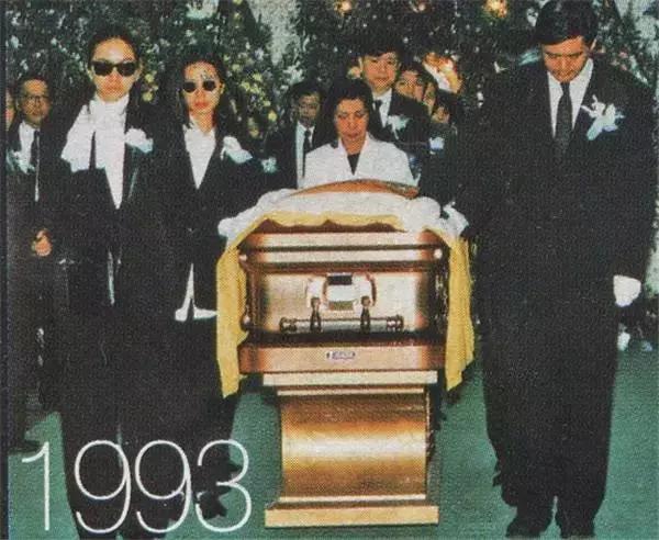 19岁出道经典歌曲,19岁与张国荣搭戏成名