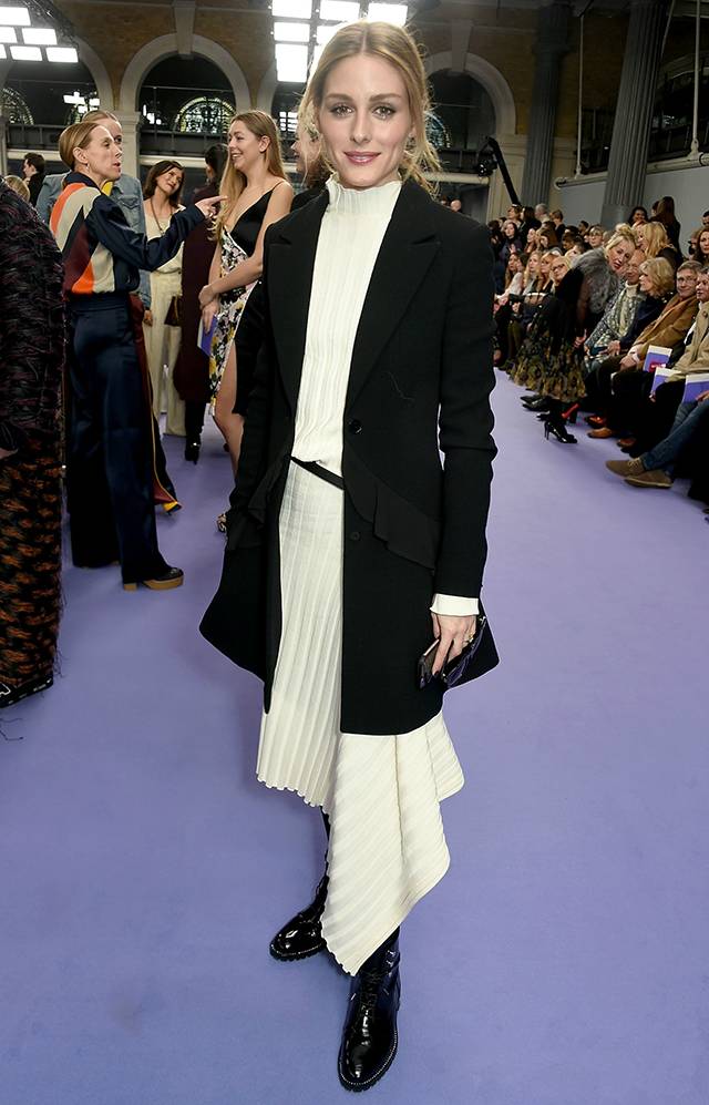 明星时装周观秀状态,巴黎时装周明星看秀的意义