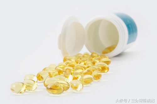 夏天去眼袋小窍门图片男生,鸡蛋去眼袋最有效的小窍门