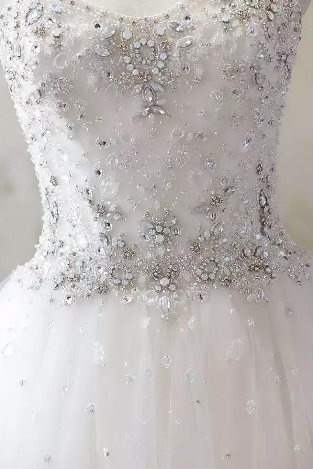 林心如的白色婚纱 (林心如婚纱衣服品牌推荐)