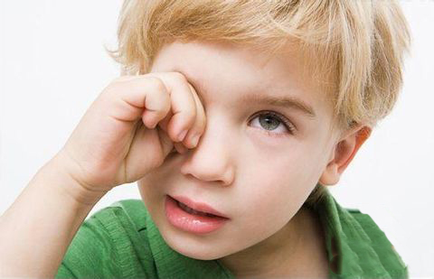 春游带孩子出游需要准备哪些东西,寒假带孩子出游注意事项和安全