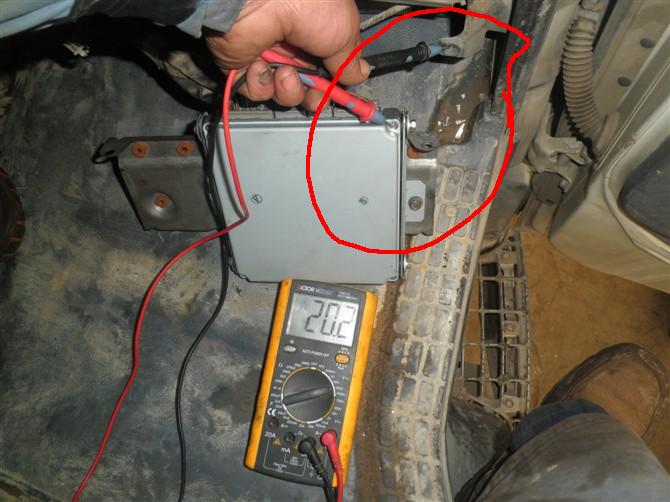 真正原创:重卡电脑板故障维修之日野500发动冒蓝烟故障排除