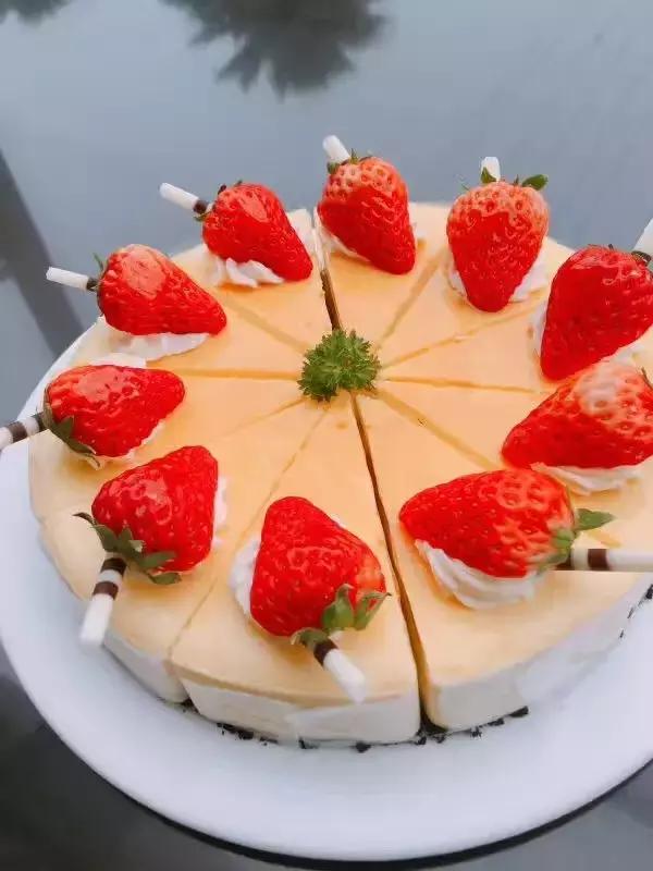 呢间店买一送一不得止，现仅需¥38，即可get到黑森林蛋糕！