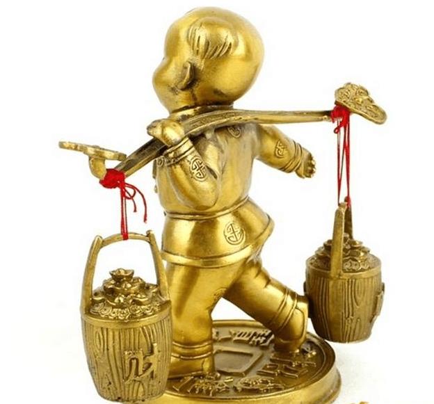 四大生肖运势上升正财不断桃花多,这些生肖年底之前必有桃花运