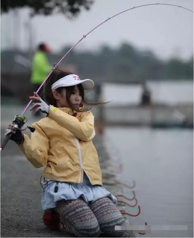 路亚新手路亚竿入门教程,路亚新手用几米的路亚竿