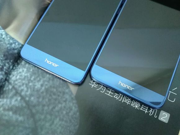 魅海蓝和哪种蓝色接近,魅海蓝和幻夜黑哪个颜色好