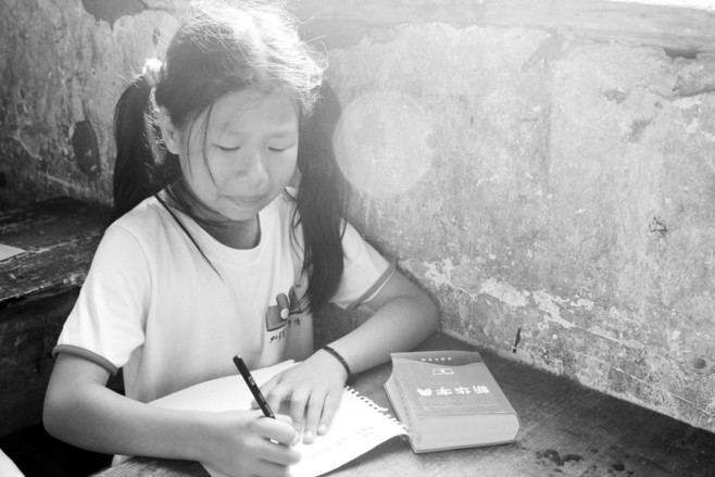 讨论:大学生支教是利是弊?去偏远地区教书是一种煎熬吗?