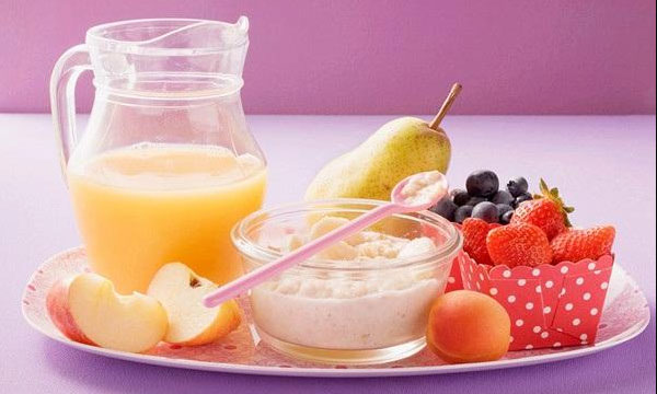 宝宝食物过敏了怎么解决,宝宝食物过敏需不需要保湿